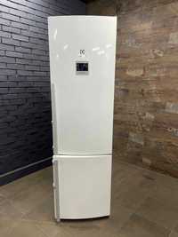 Холодильник Electrolux EN3853AOW, двокамерний