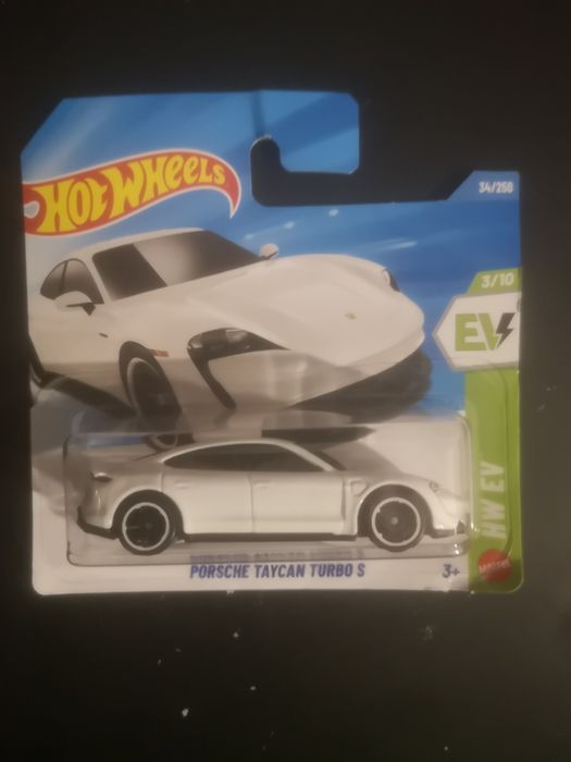 Porche Taycan hot wheels