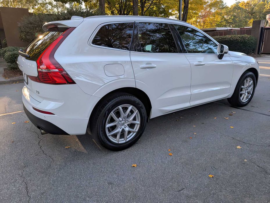 Volvo XC60      2020