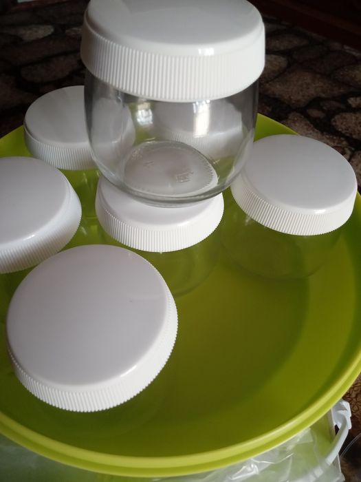 Продається йогуртниця