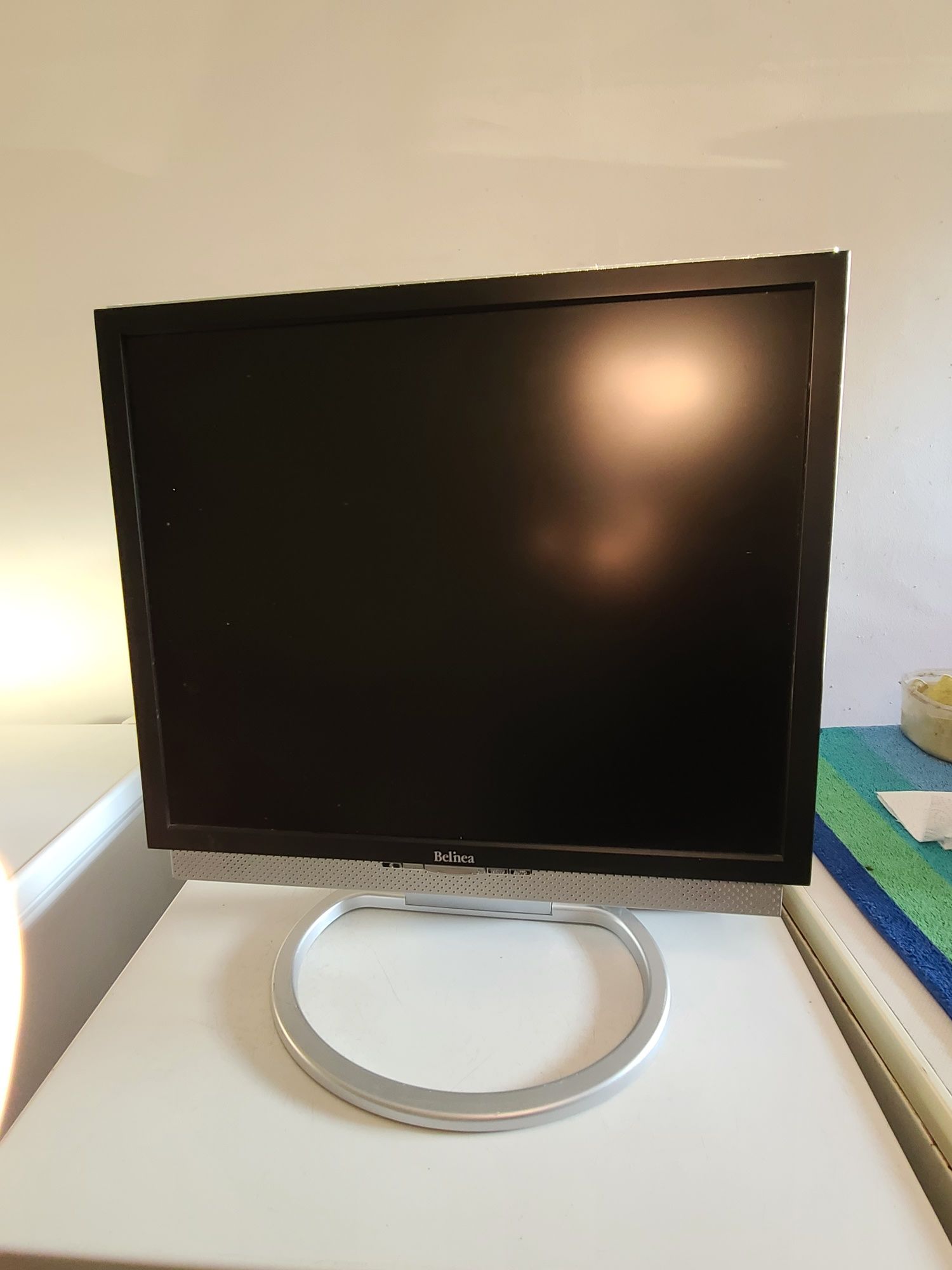 Monitor  19, 19, 19 Cali
