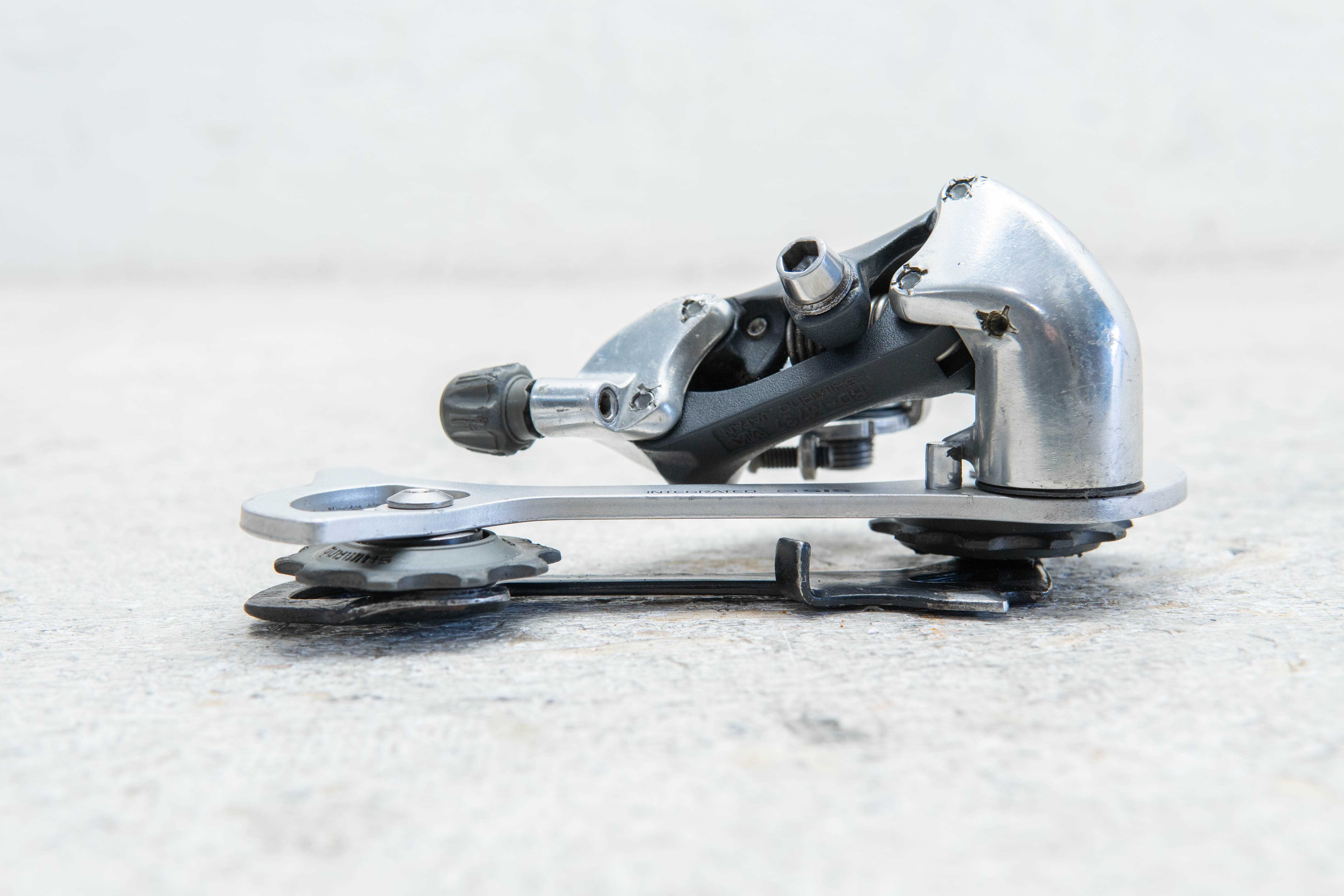 Задний переключатель Shimano Deore XT 8 speed RD-M737 перекидка задняя