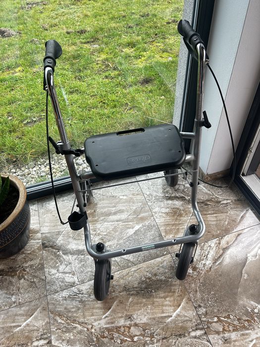 Chodzik balkonik rehabilitacyjny