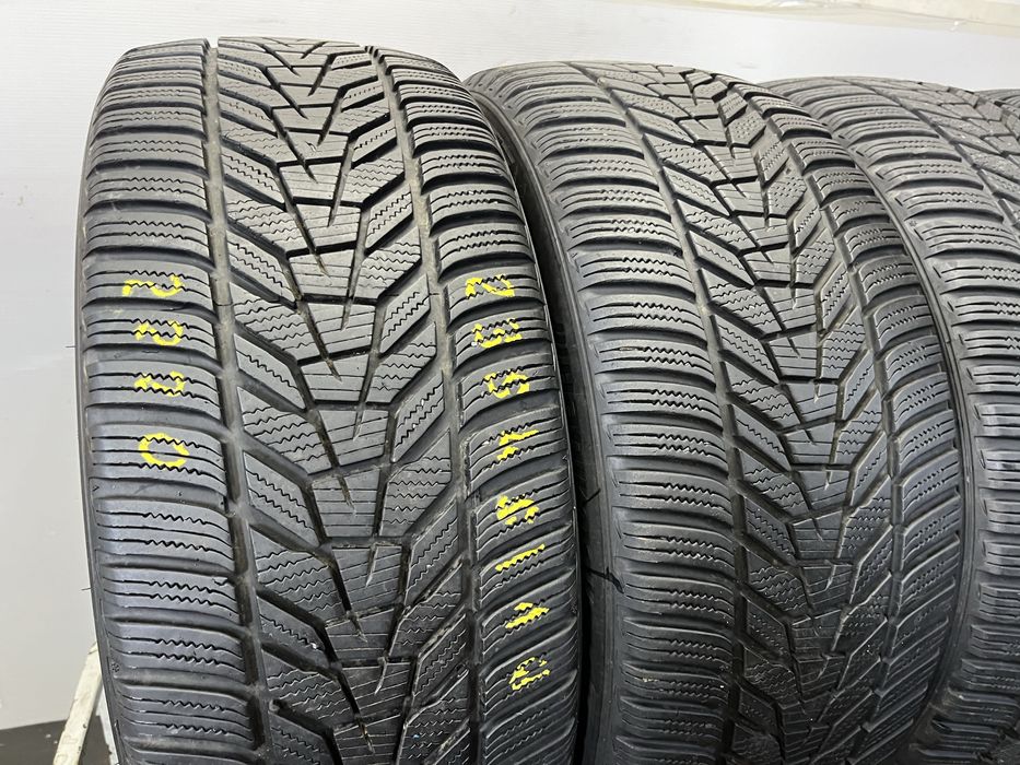 235/45/18 98V Hankook Icept Evo3