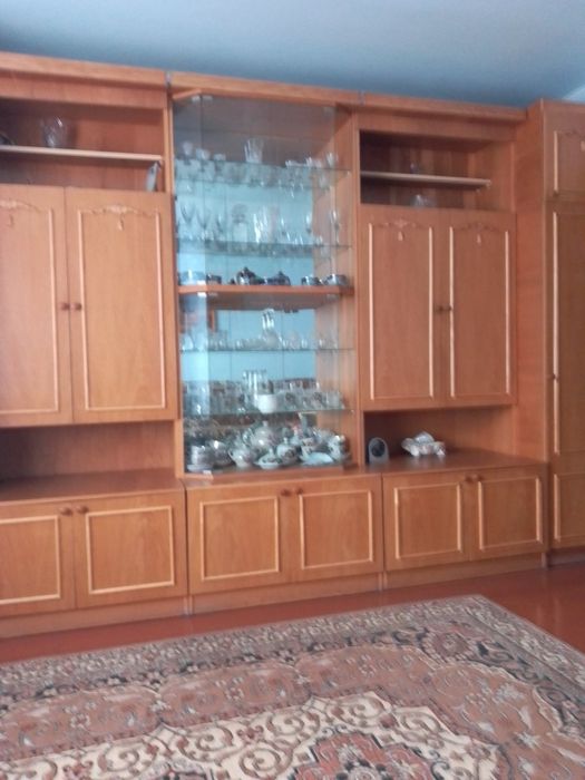 Меблева стінка, вітальня.