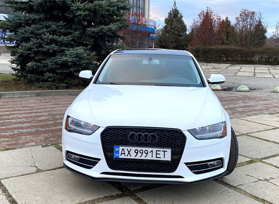Audi A4 Premium 2014 року, S-Line повний привід, автомат