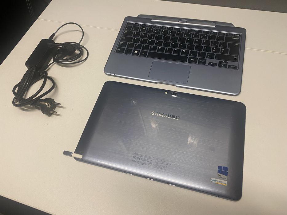 Pc e tablet samsung 500T com windows 10 pro  urgente