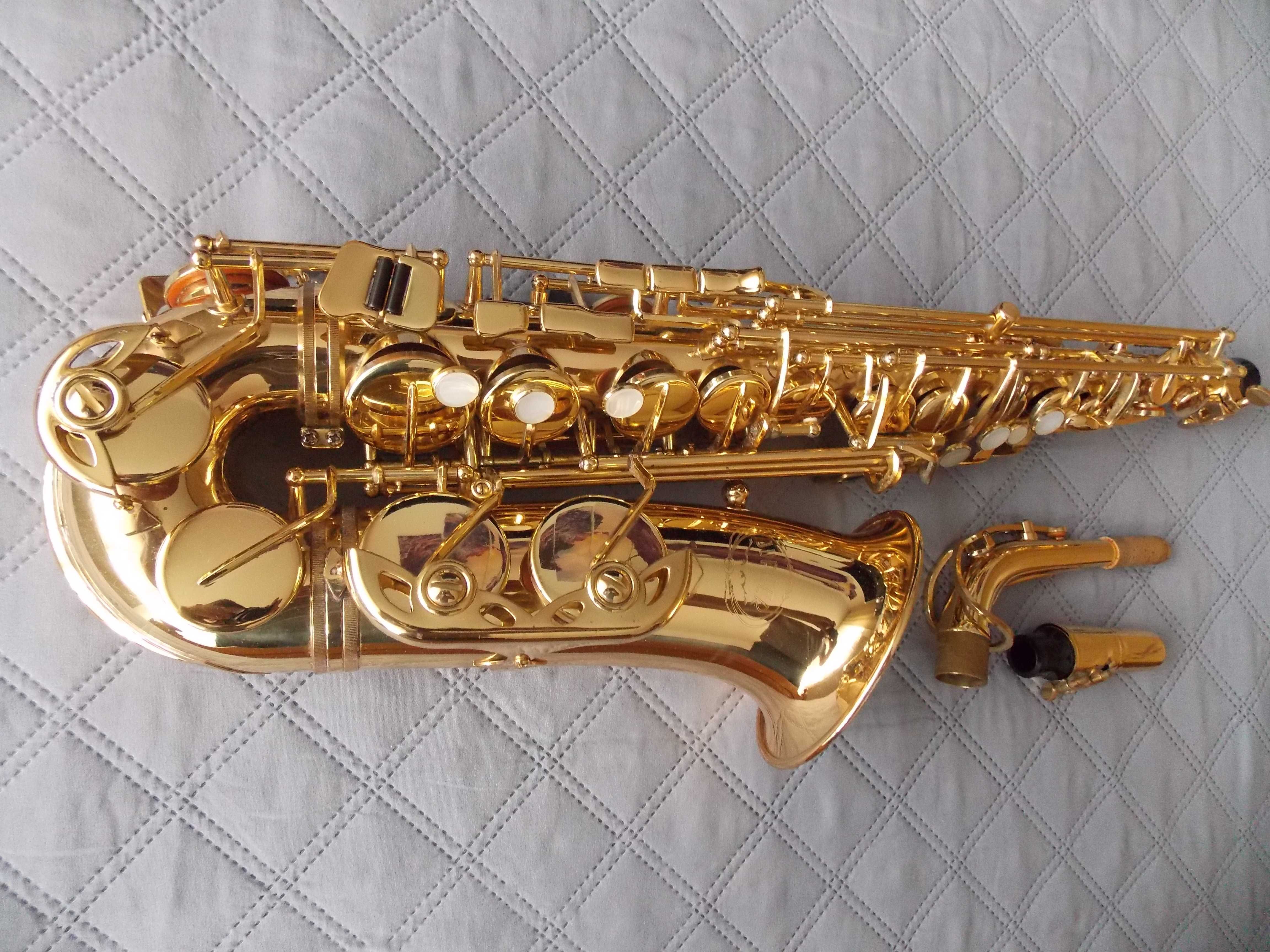 Saksofon altowy Jupiter JAS 769-767