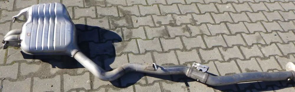 Mercedes E W213 Tłumik A2134918400