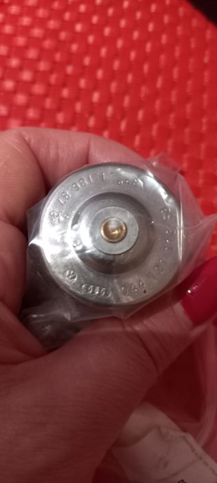 Termostat oryginalny VW/Audi KUEHLREGLE, Germany