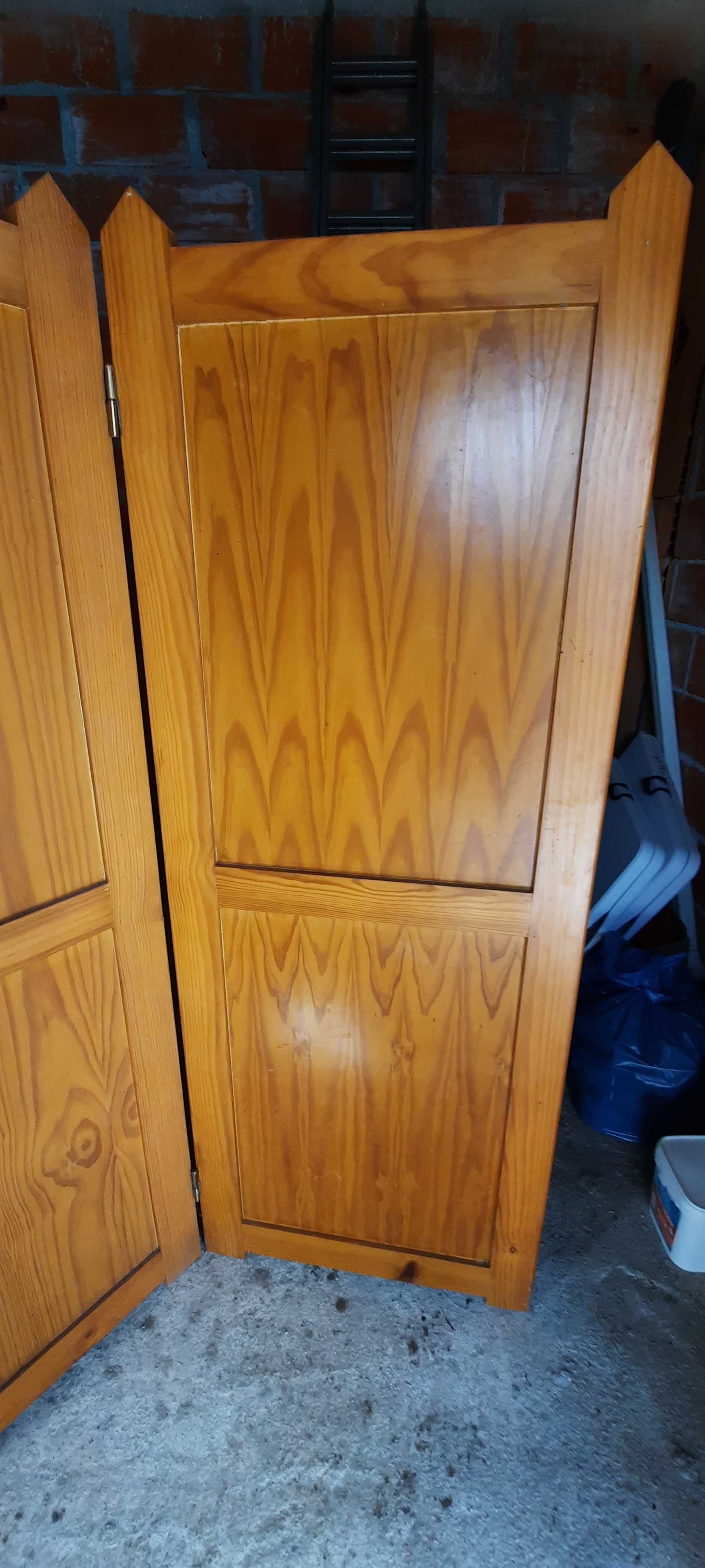 Biombo em pinho maciço