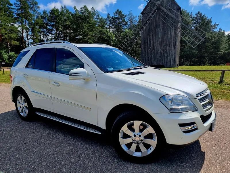 Mercedes-Benz ML Biała perła automat 4x4 zadbany Webasto Możliwa zam..