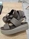 Crocs Brooklyn  Low 38