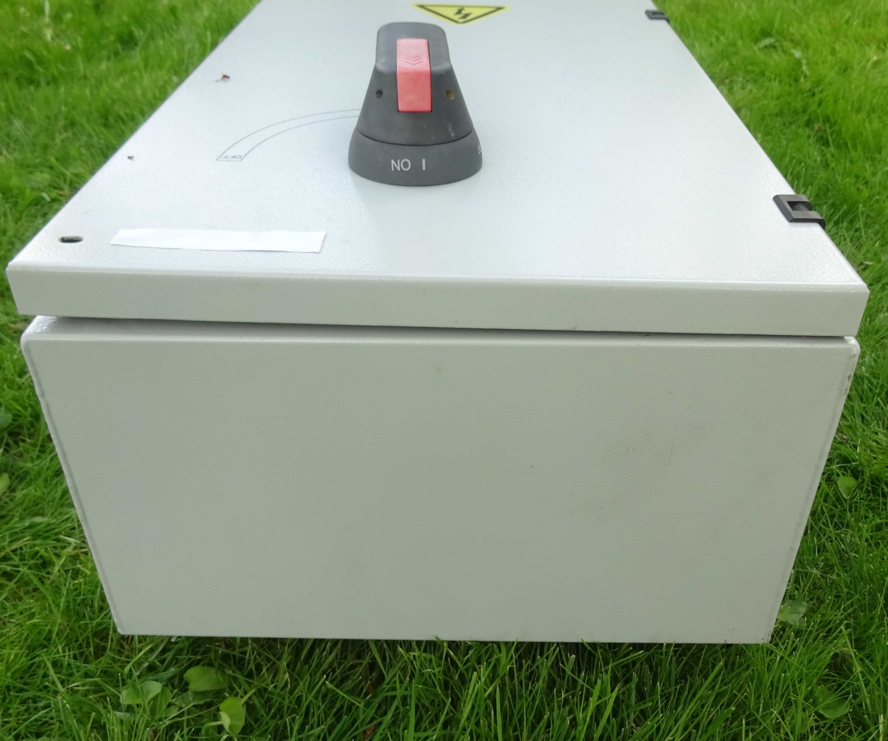 Ящик електричний бокс монтажний навісний розподільча коробка щиток щит