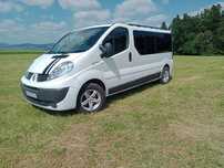 Renault Trafic 9-osobowy long stan bardzo dobry 2014 r