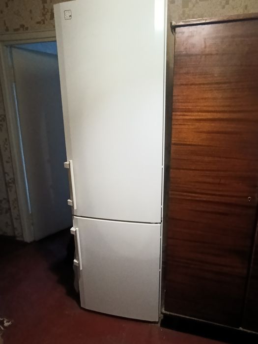 Холодильник Лібхер