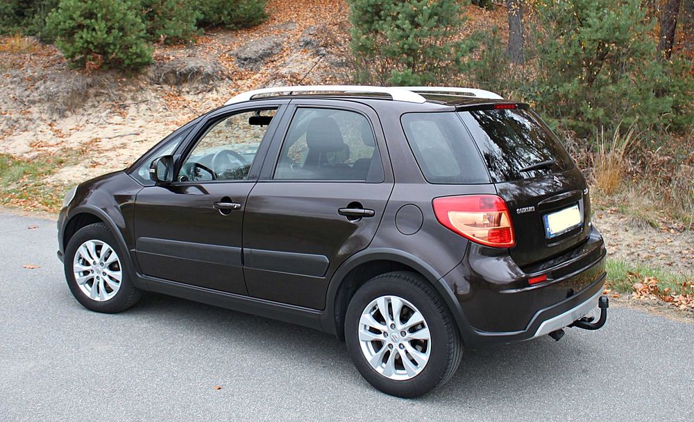 Suzuki SX4 Salon Polska 4x4 Bezwypadkowy Kamera Grzane Fotele Keyless