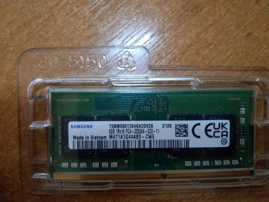 Оперативная память Samsung DDR4 8gb 3200MHz.Для ноутбука.Цена за 2 шт.