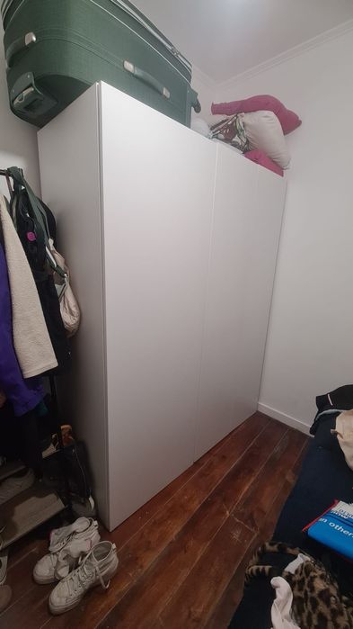 Roupeiro IKEA 4 portas