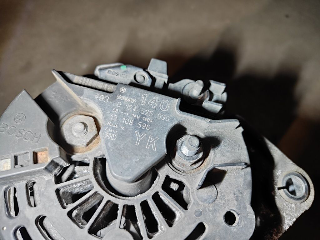 Vectra C Saab 2.0DTI 2.2 tid Alternator firmy Bosch 140A 13.108.596 YK
