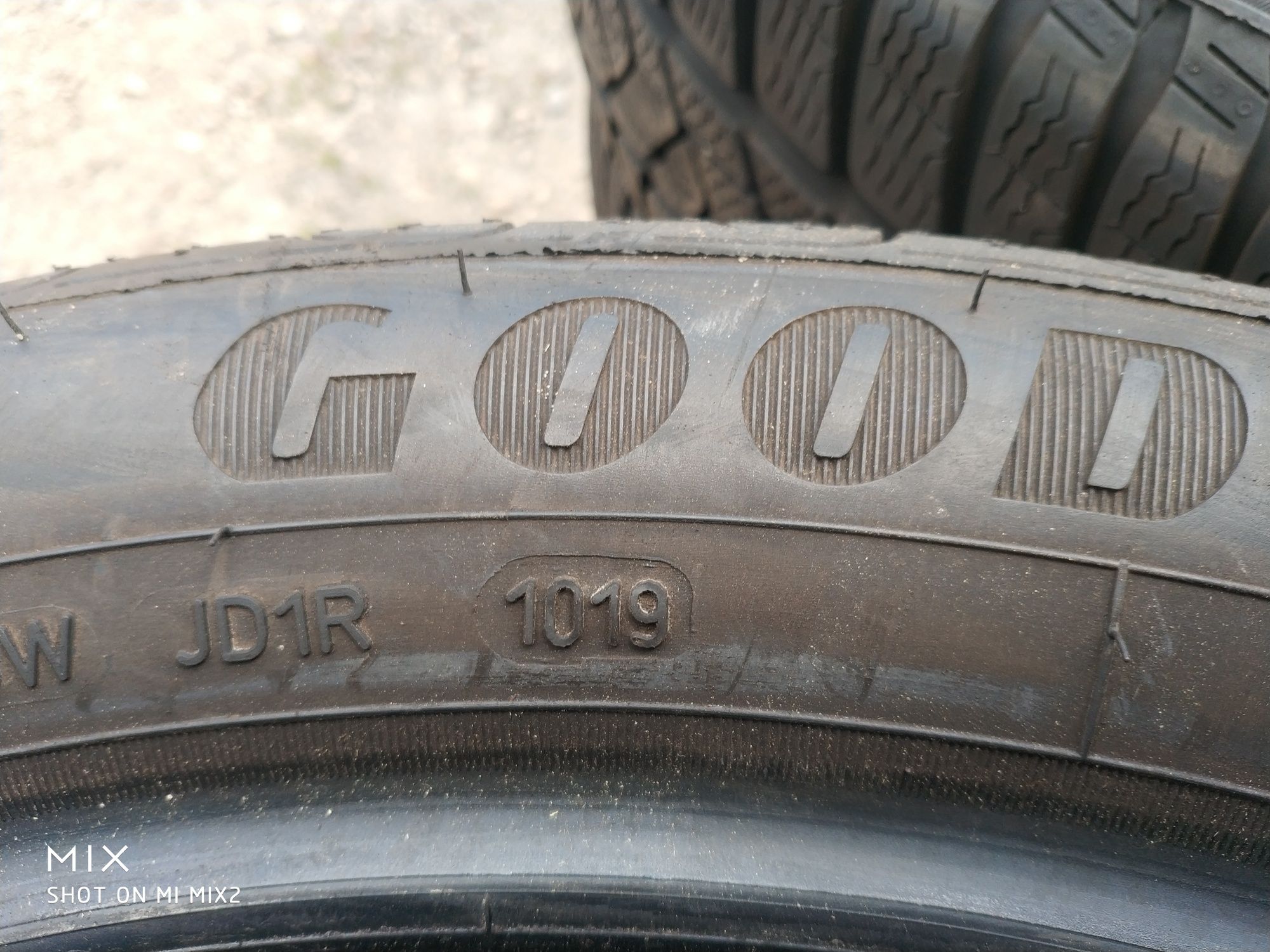 Opony Goodyear 195/55 R20 8mm dot 2019 letnie 20 stan jak nowy