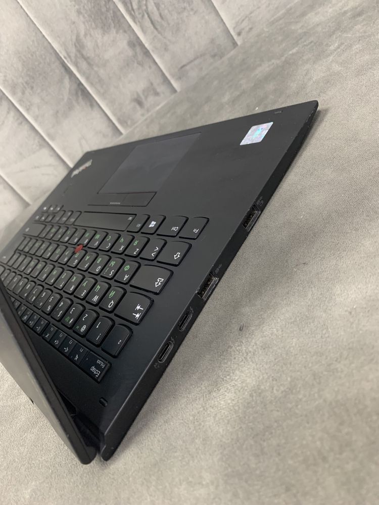 Ноутбук 2в1 Lenovo yoga x1