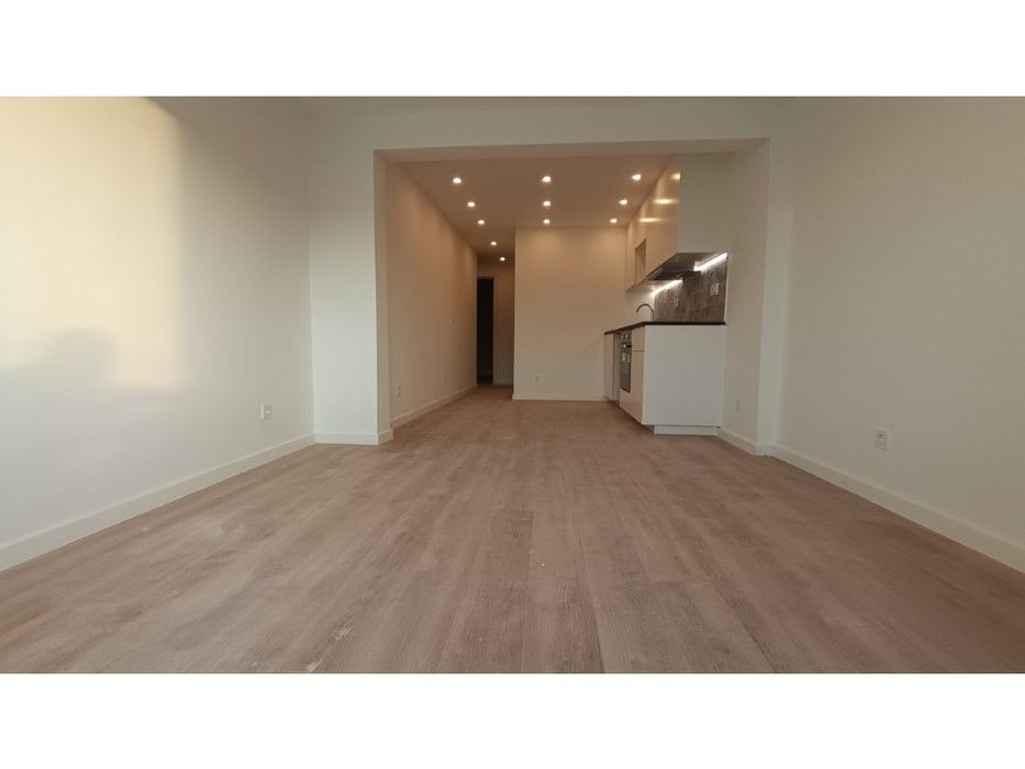 Apartamento T2 totalmente renovado em São João da Talha