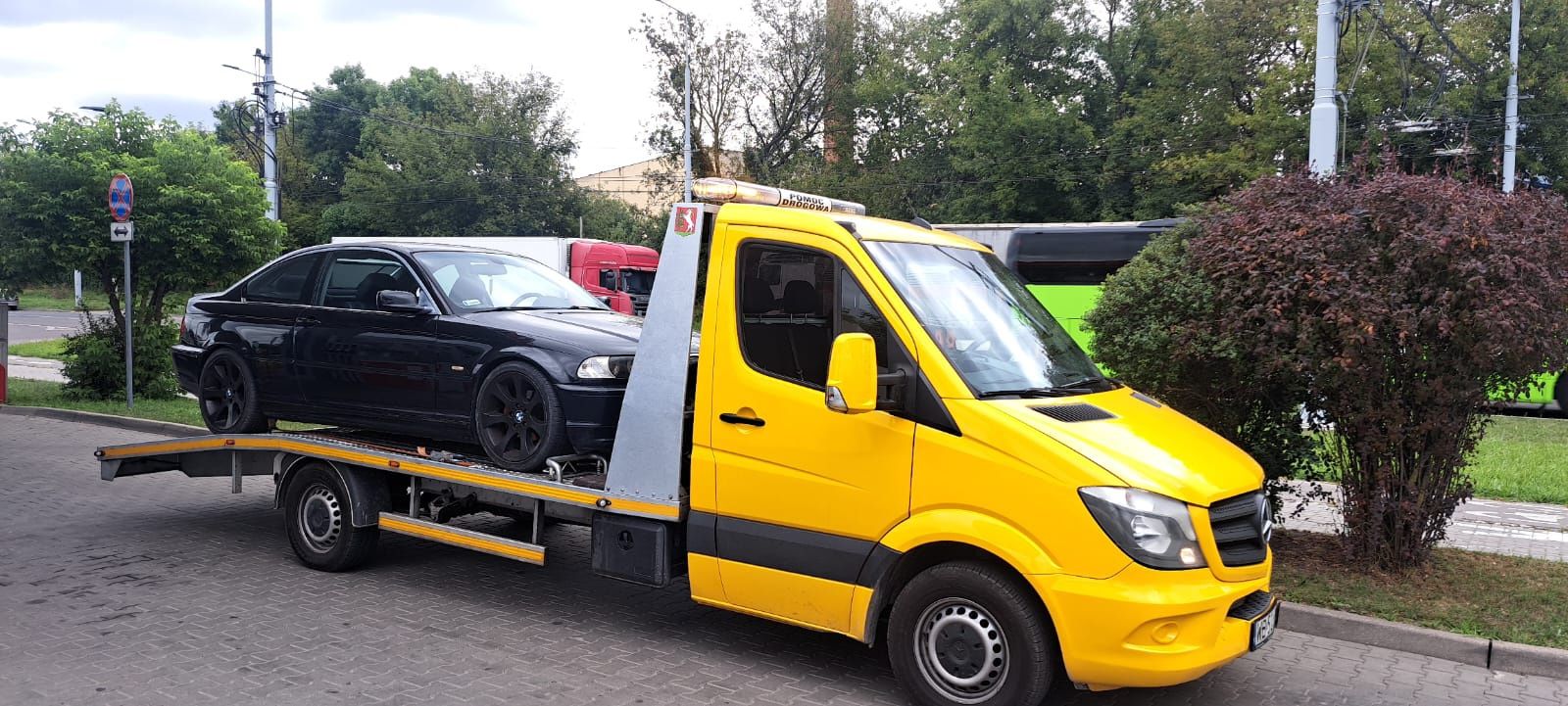 Pomoc Drogowa Lublin auto Holowanie auto laweta laweta holowanielublin