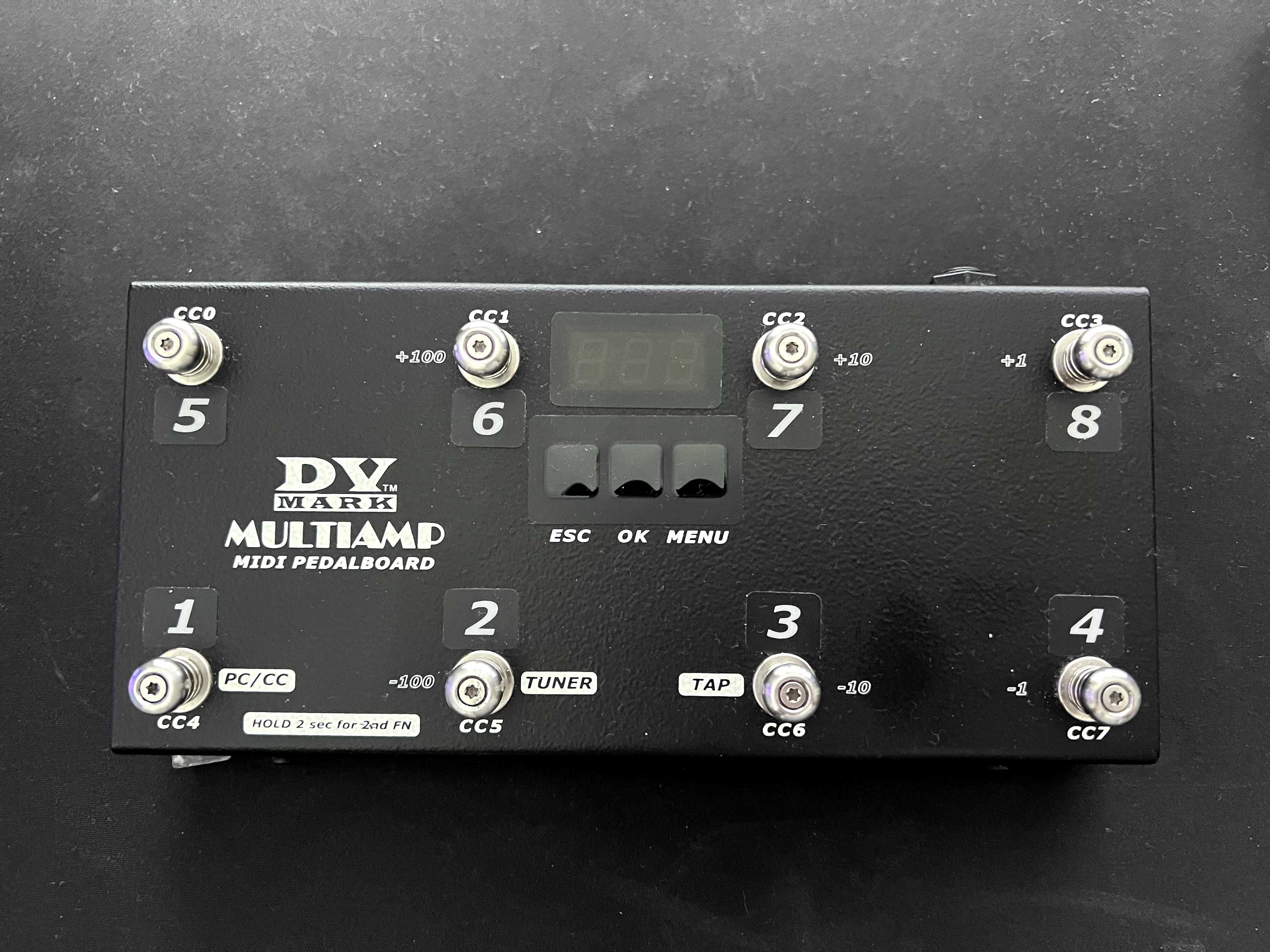 DV MARK Multiamp + Midi Pedalboard + Oryginalny Plecak DV MARK