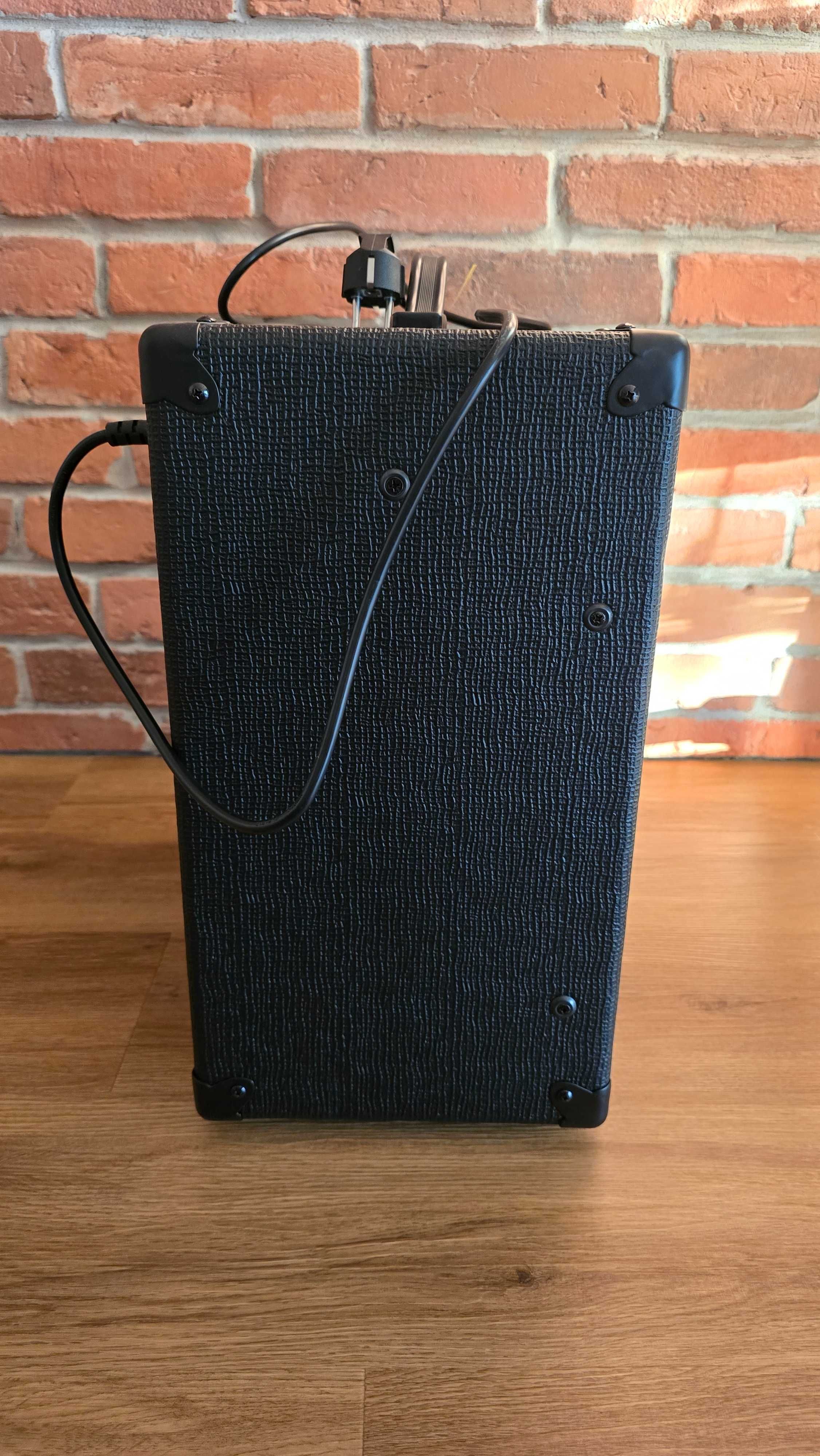Wzmacniacz lampowy gitarowy SubZero Saturn-15VR Celestion 70/80 Combo