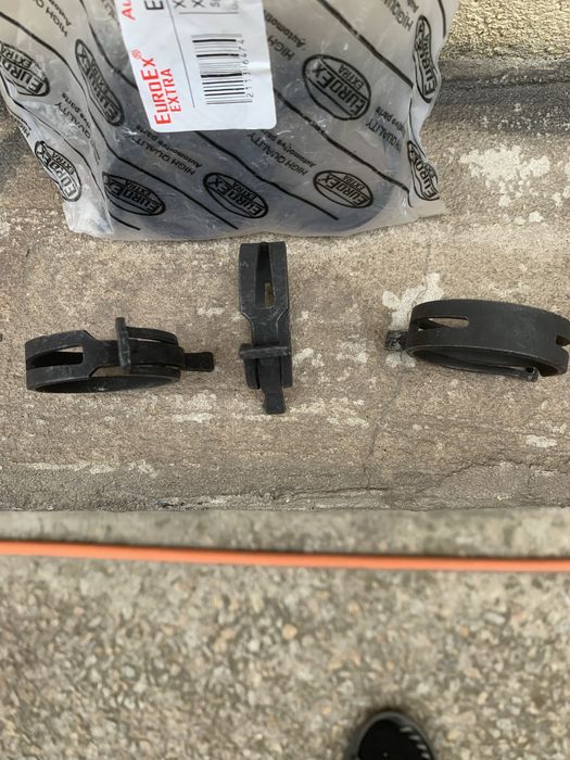 Хомут пружинний