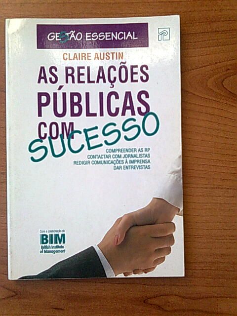 Livro As relações públicas com sucesso