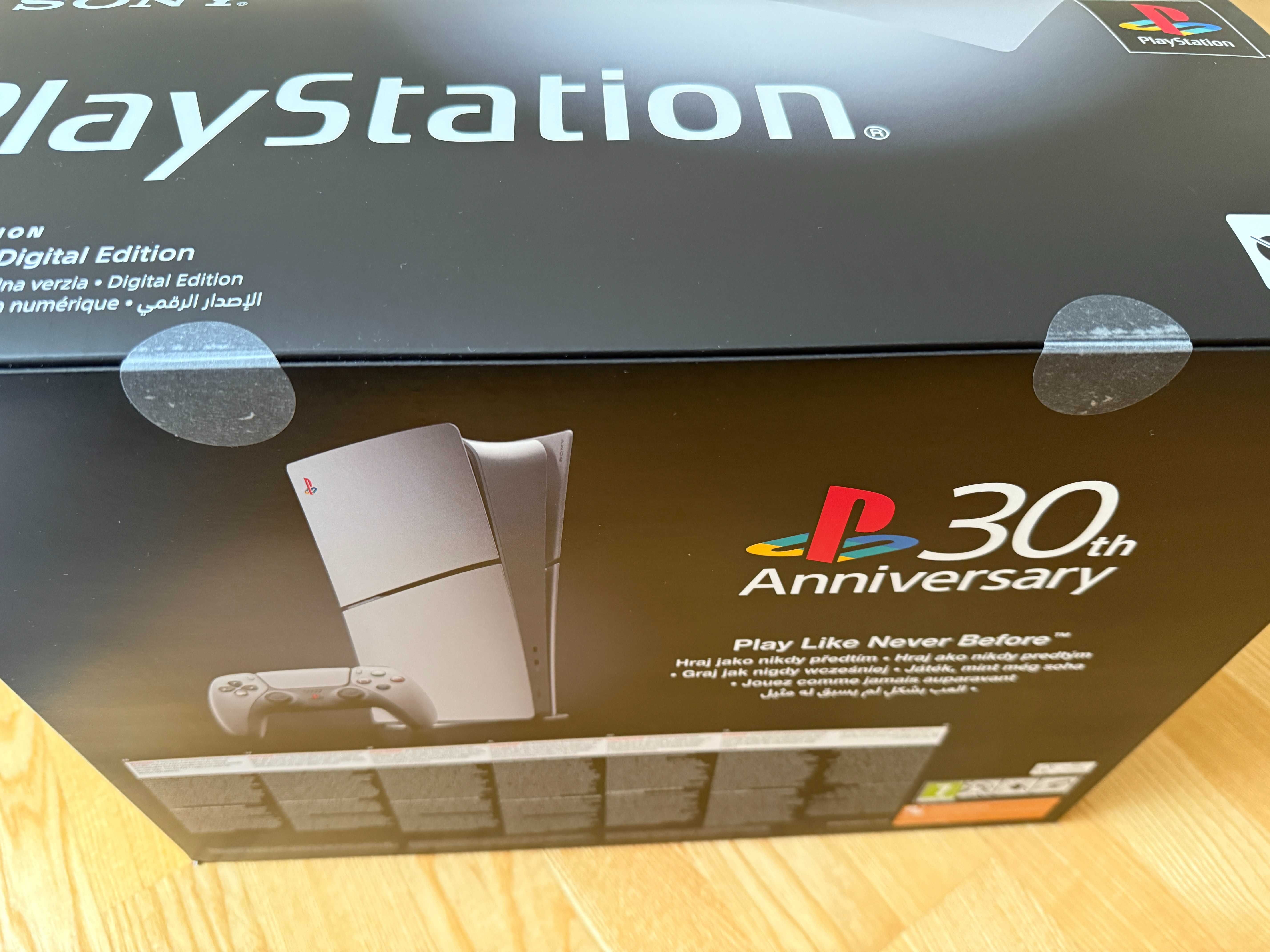 Playstation 5 slim 30th anniversary edition