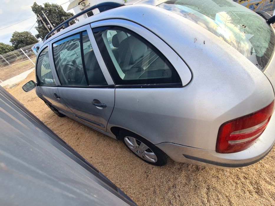 Skoda Fabia Avariado