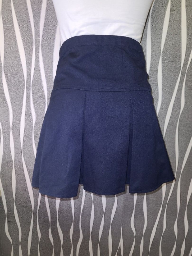 Школьная форма юбка  кофта 8-10 лет
