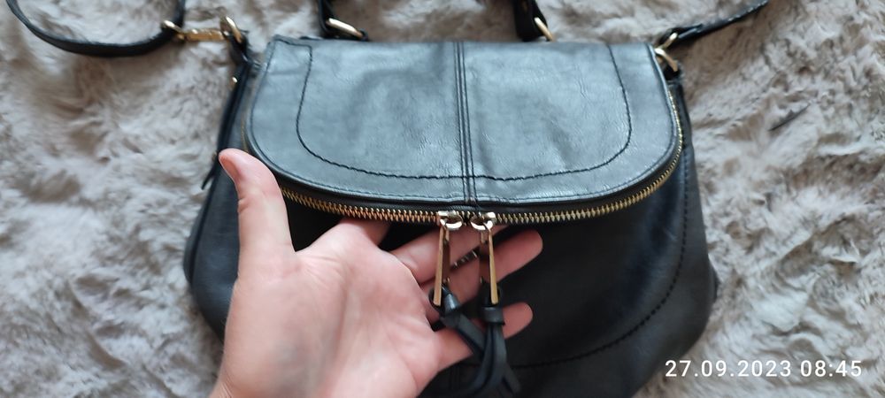 Szara torebka na ramię Oasis