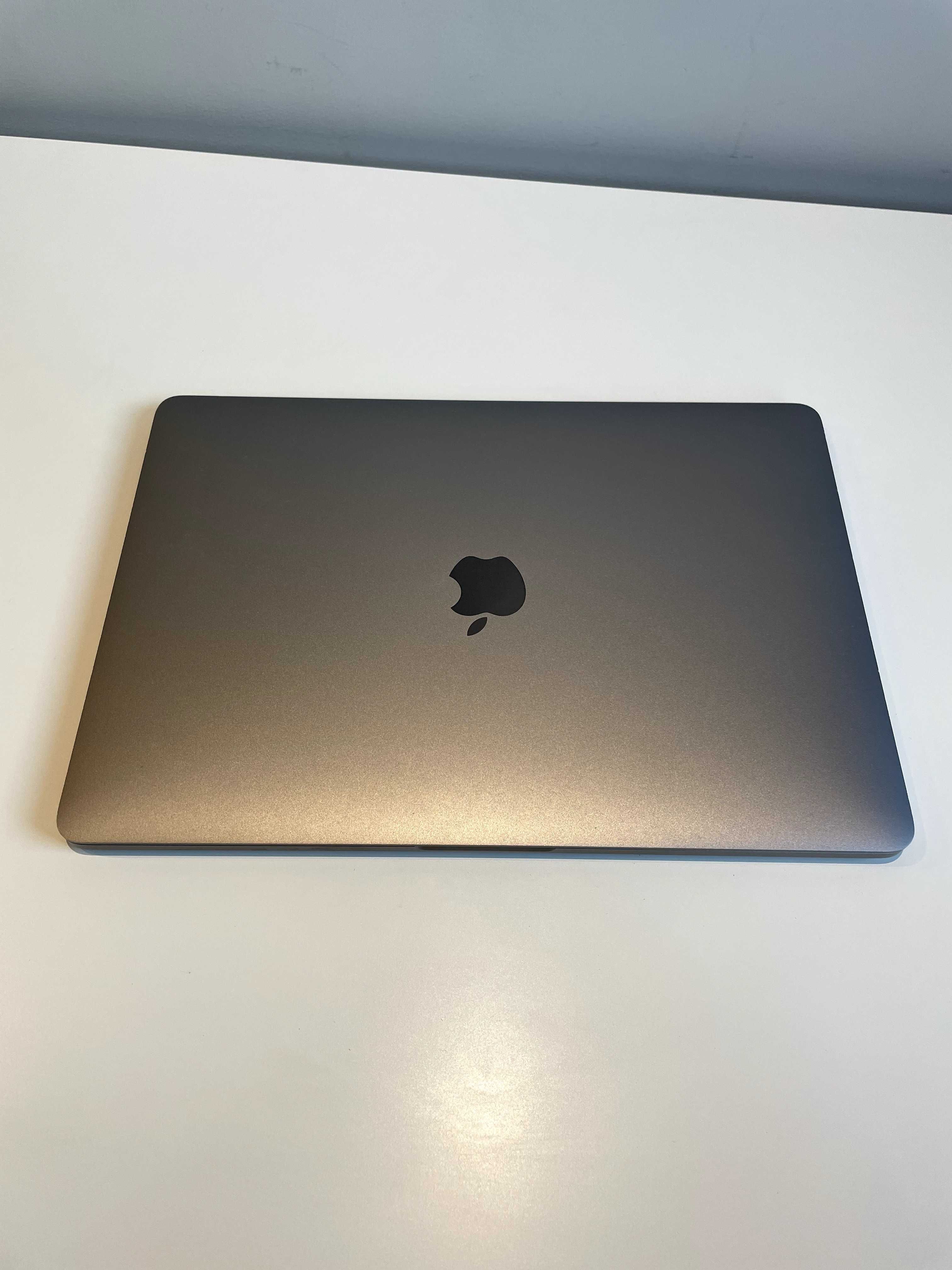 MacBook Pro 13" A1708 ru/en 8/256 GB i5 2.3 Space Gray 2017