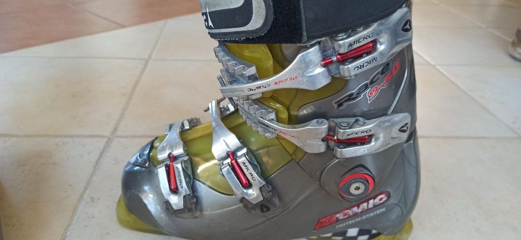 Buty narciarskie damskie Atomic Race SL 9  9-50 Tritech system.