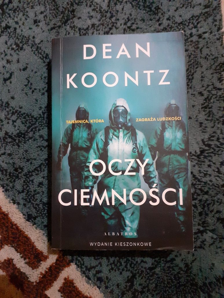 Oczy ciemności D. Koontz