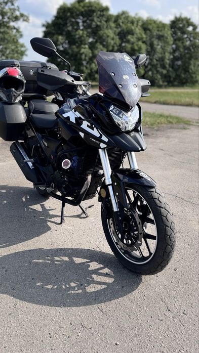 Продам туристичний мотоцикл Lifan KPT200 + багажна система SHAD