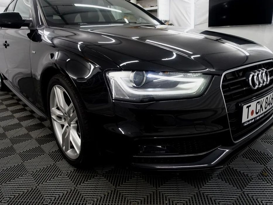 Audi A4 Avant Zobacz jakie A4 Potrójny S-LINE Ścięta kiera Bardzo zadbane z Niemiec