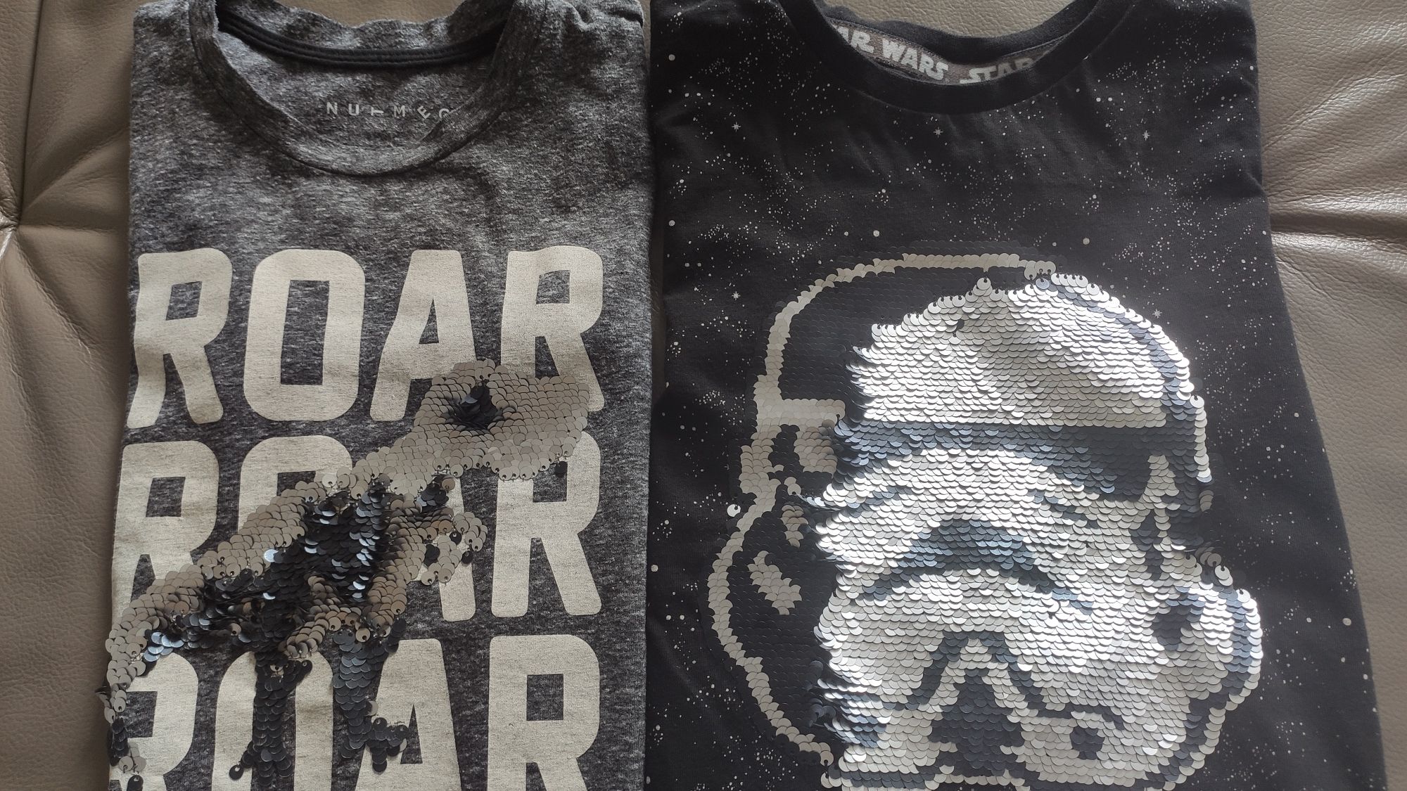 Koszulki t-shirt z cekinami Star Wars i Dinozaur