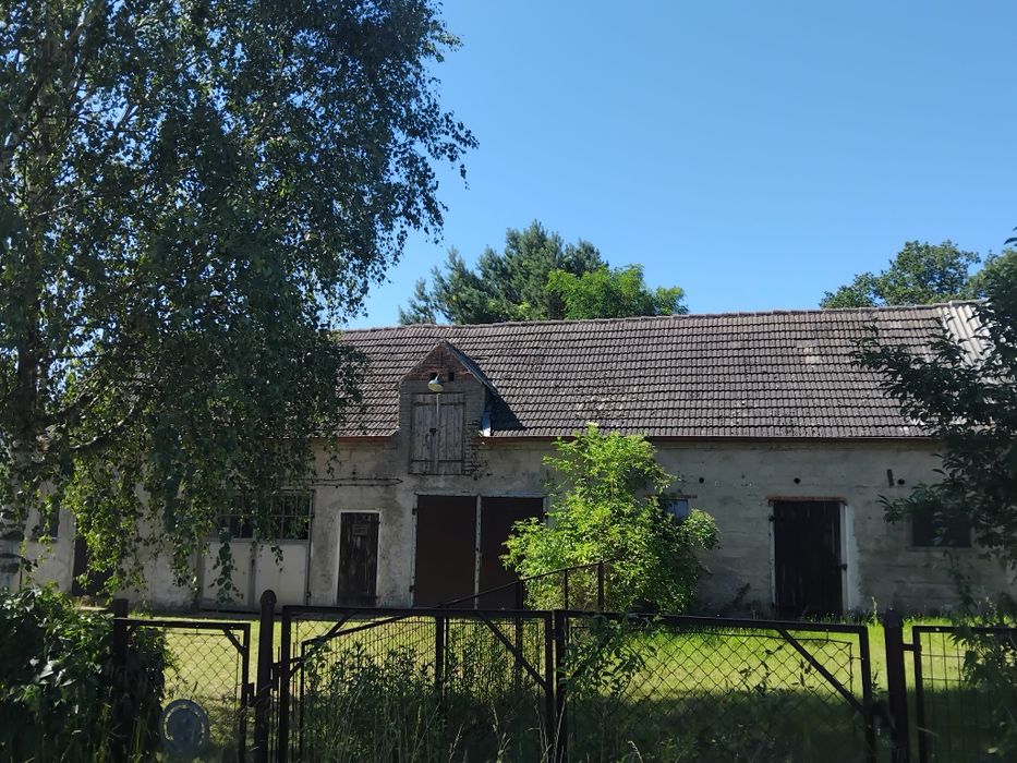 Sprzedam dom + budynek gospodarczy