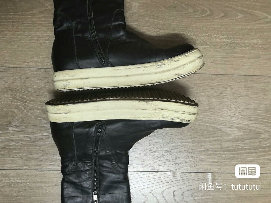 Cinzia araia type ramones rick owens geobasket