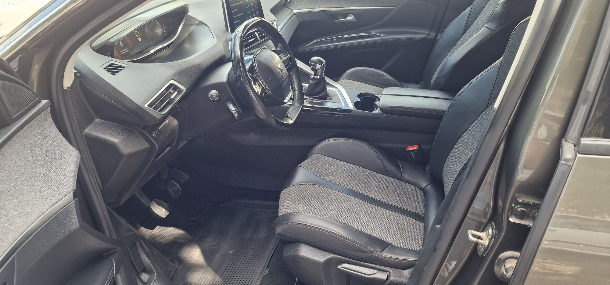 Peugeot 3008 1.5 130cv Nacional