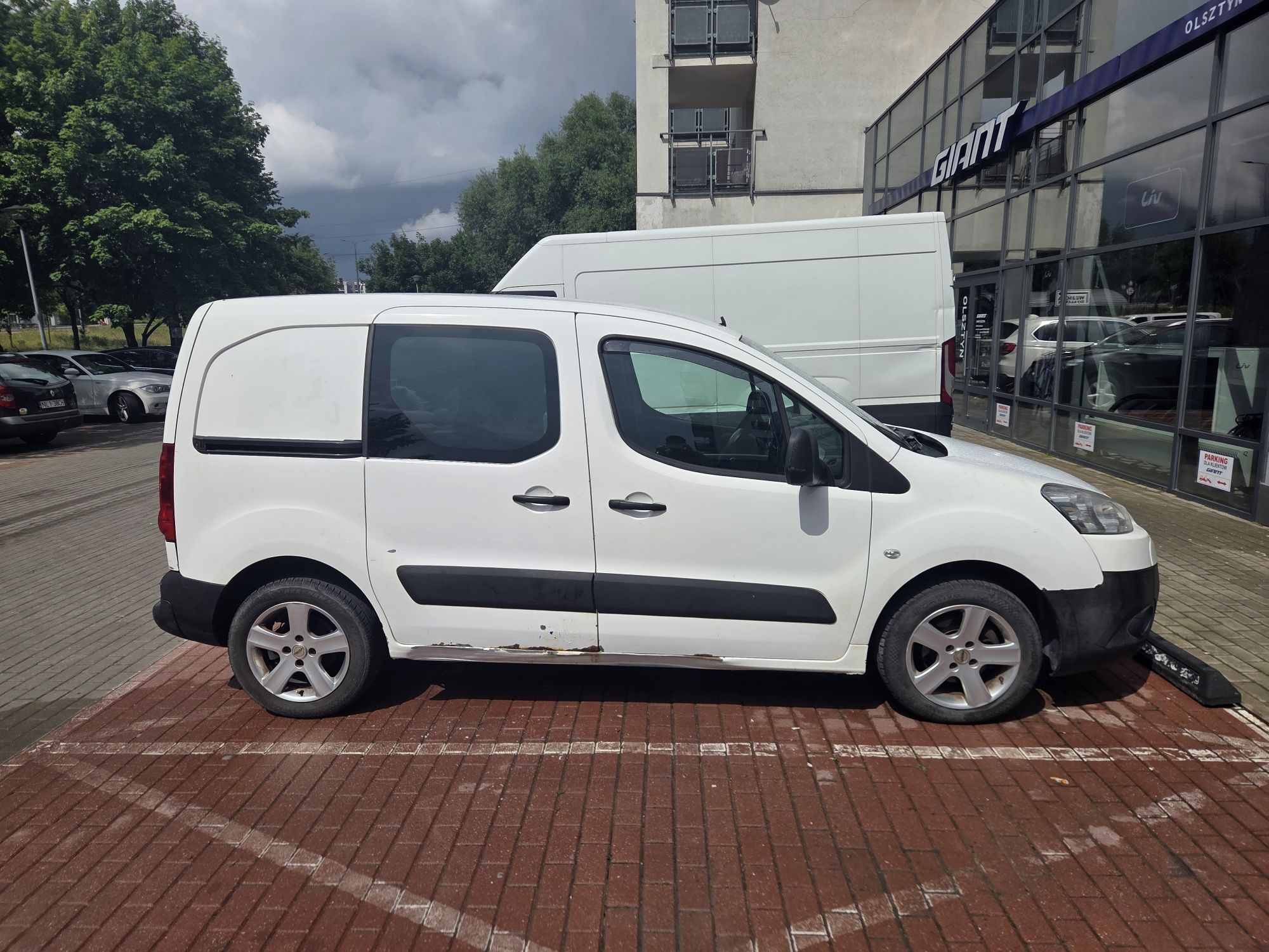 Peugeot Partner 1.6Hdi (2012) - 3 osobowy [135.700km]