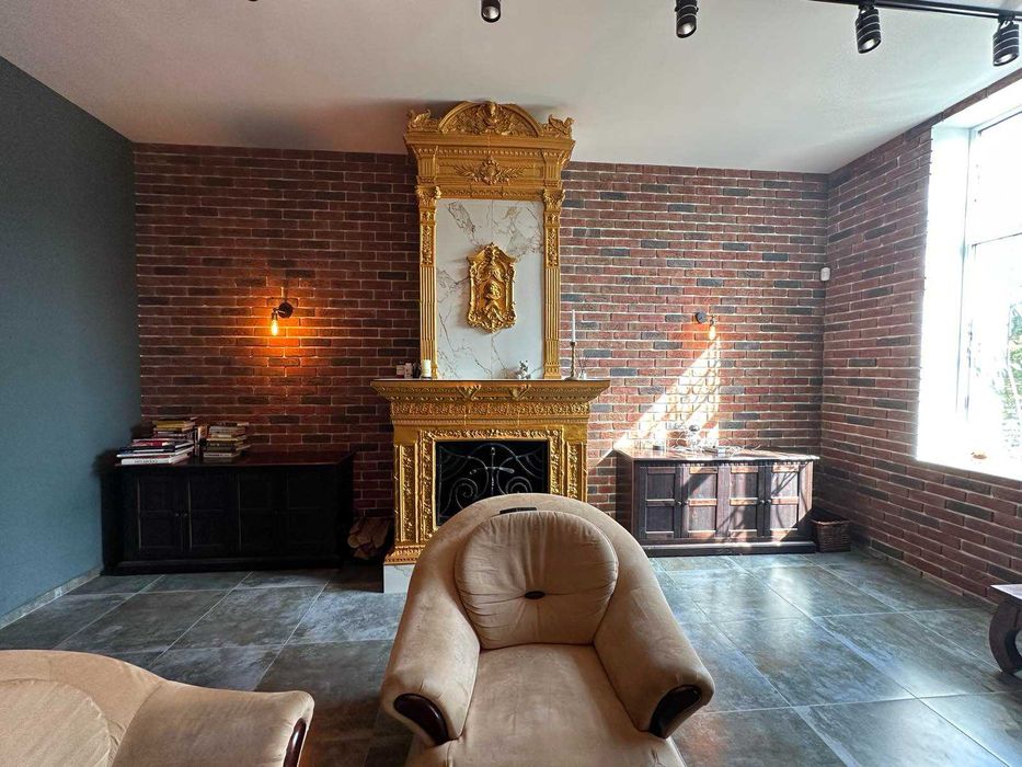 Будинок з ремонтом! 190 кв.м. Гараж на 2 авто. 240000