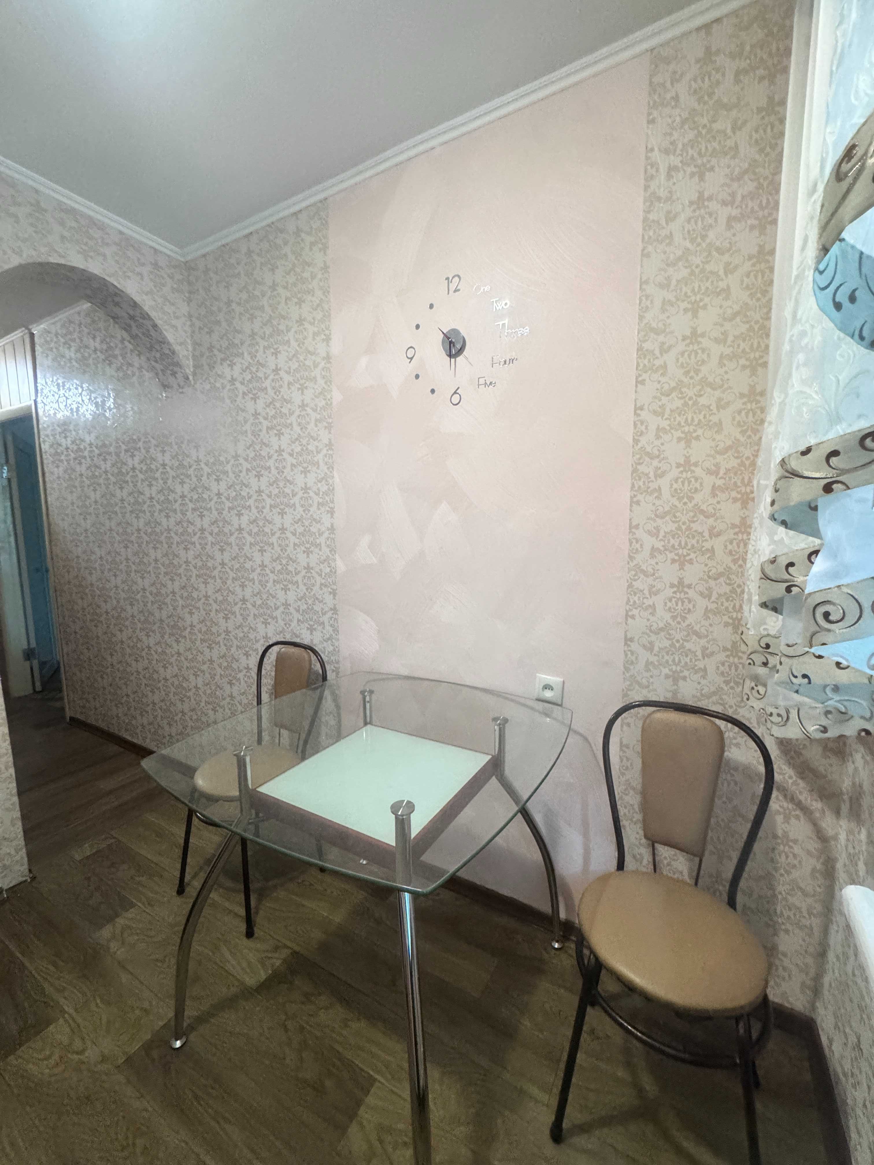 1 кімнатна  вул.Пирогова, р-н  ЦУМ