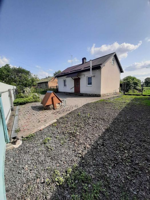 Продаж будинку 48,9 м.кв. з земельною ділянкою 25 сот. в с. Балучин