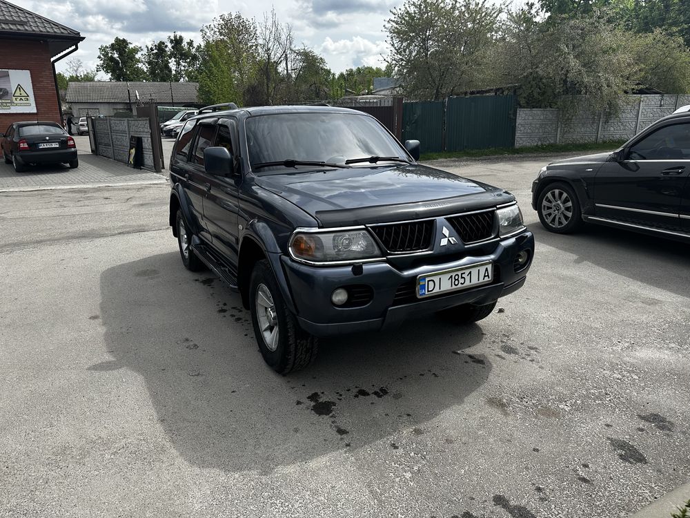 Позашляховик Mitsubishi Pajero Sport 1 2007 3.0 газ бензин